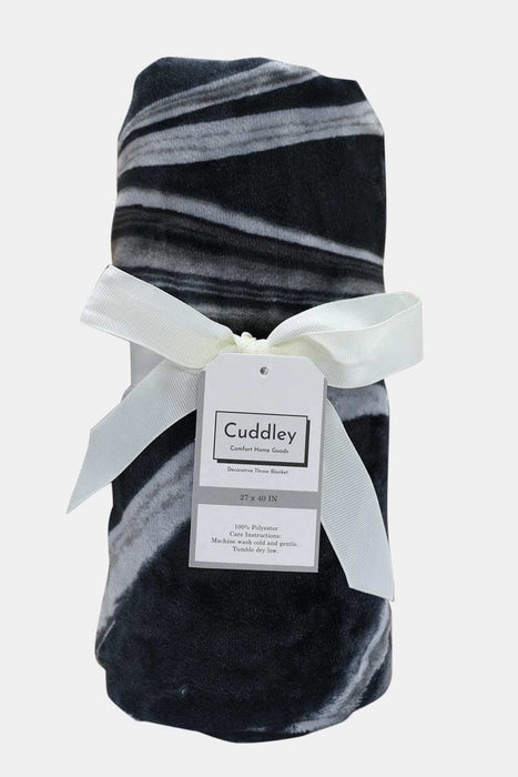 Cuddley Fleece Decorative Throw Blanket  Jessie Knowles