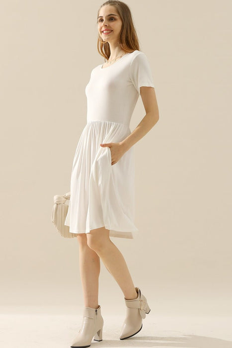 Ninexis Round Neck Ruched Dress with Pockets  Jessie Knowles