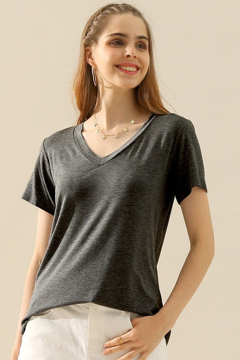 Ninexis V-Neck Short Sleeve T-Shirt  Jessie Knowles